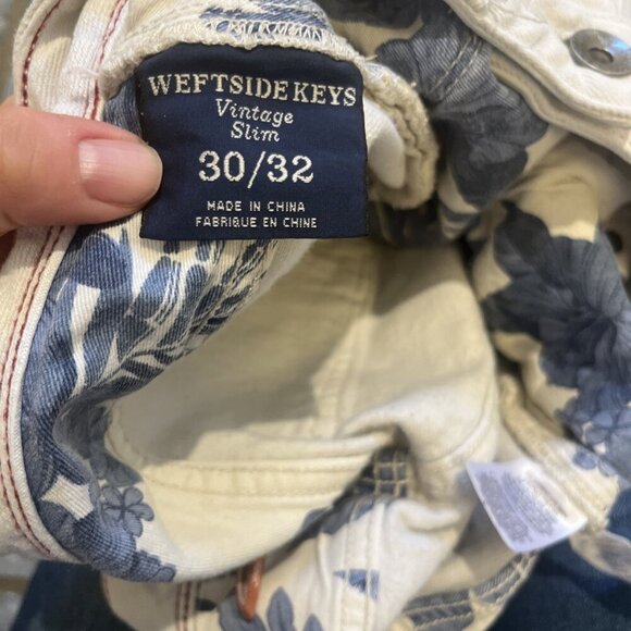 Tommy Bahama Mens 30x32‎ Bleached Sand Weft Side Keys Vintage Slim Jeans Cream - Picture 6 of 14
